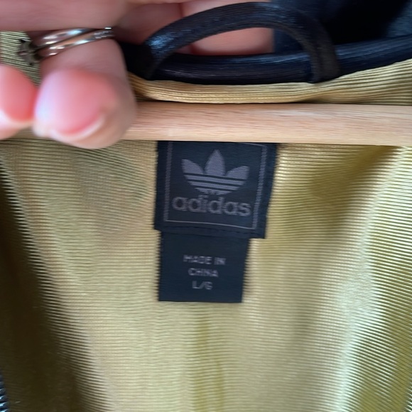 Vintage Adidas track jacket - Picture 5 of 7